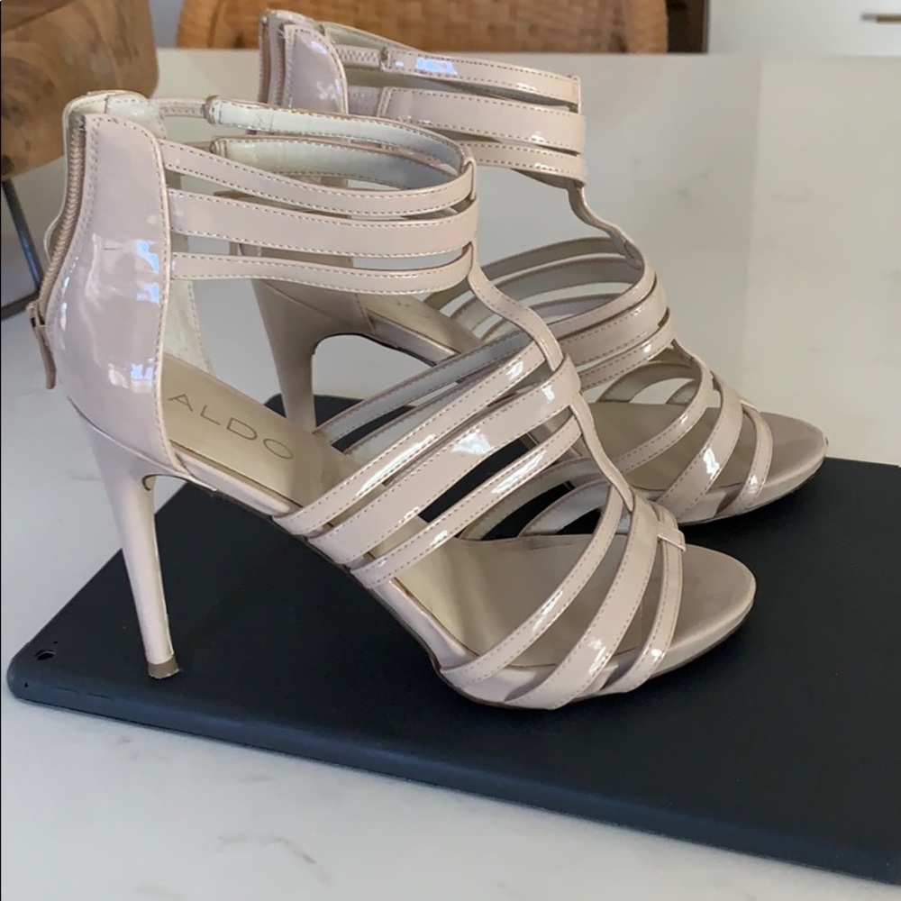 Aldo patent leather cream zipper heels